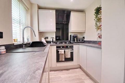 44 Boothstown Drive, Worsley, Manchester, M28 1UF