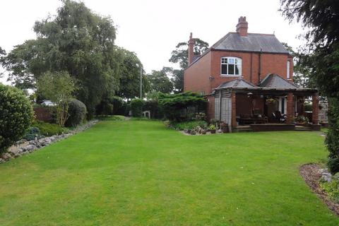 5 bedroom detached house for sale, Hook Road, Goole
