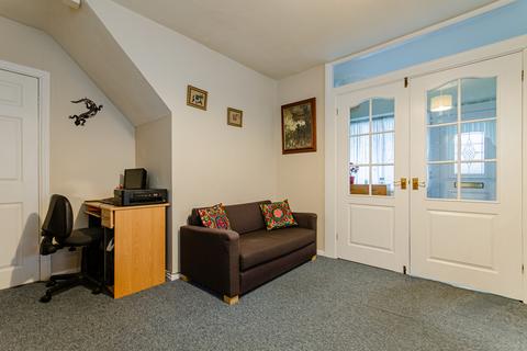 11 Vaughton Drive, Sutton Coldfield, B75 6AQ