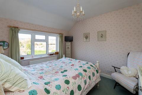 25 Oakdene Close, Brockham, Betchworth, RH3 7JZ