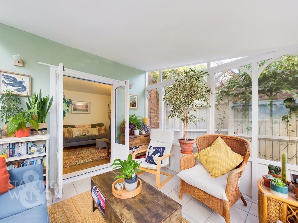 Denmark Street, Diss 2 bed terraced house for sale £230,000