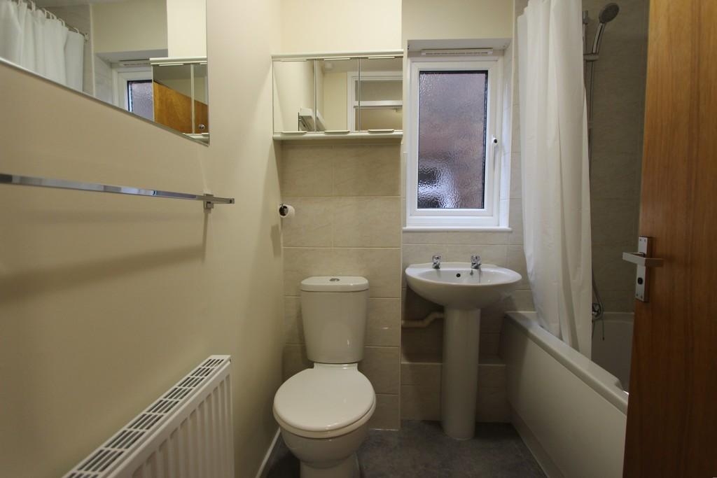 Bedroom 2.1