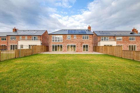 5 bedroom detached house for sale - Belgrave Garden Mews, Pulford, Chester