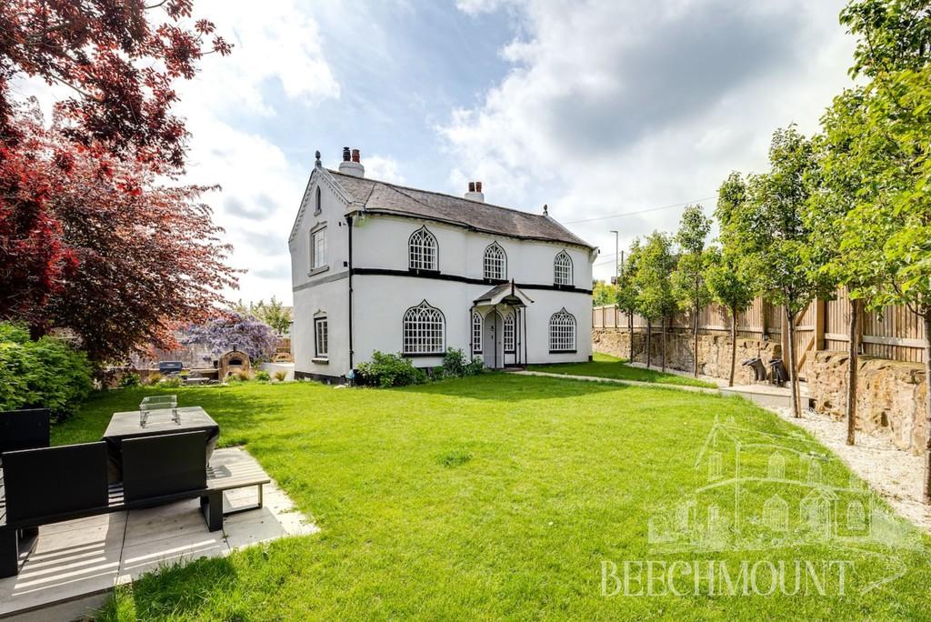 Marford Hill, Marford 4 bed detached house for sale £875,000