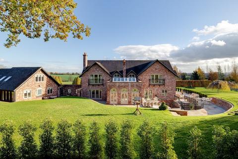 5 bedroom detached house for sale, Bickerton, Chester