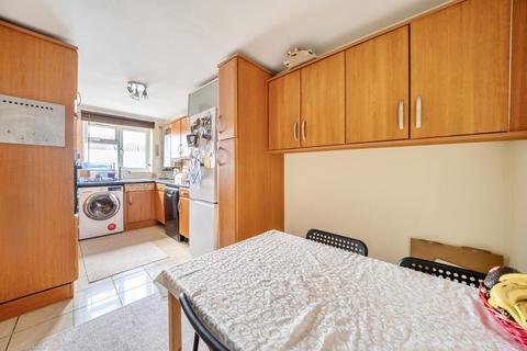 4 bedroom end of terrace house for sale, Hither Farm Road, London