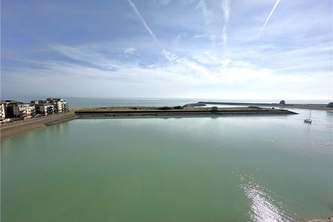 3 bedroom apartment for sale, Midway Quay, Eastbourne, East Sussex