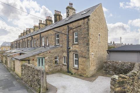 3 bedroom end of terrace house for sale, Mains View, Settle, BD24