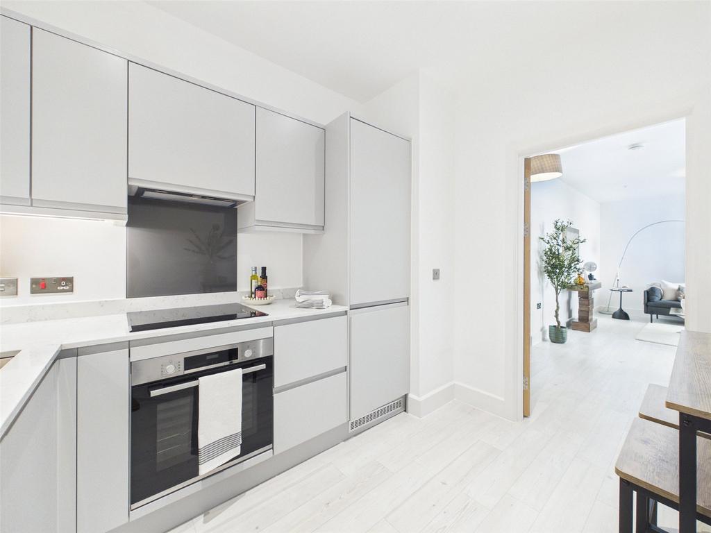 Apt 3, Madeira Lodge