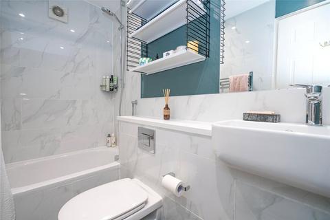 56a Stapleton Hall Road, London, N4 3QG