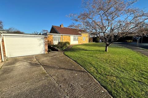 32 Lambert Crescent, Blackwater, Camberley, GU17 0PW