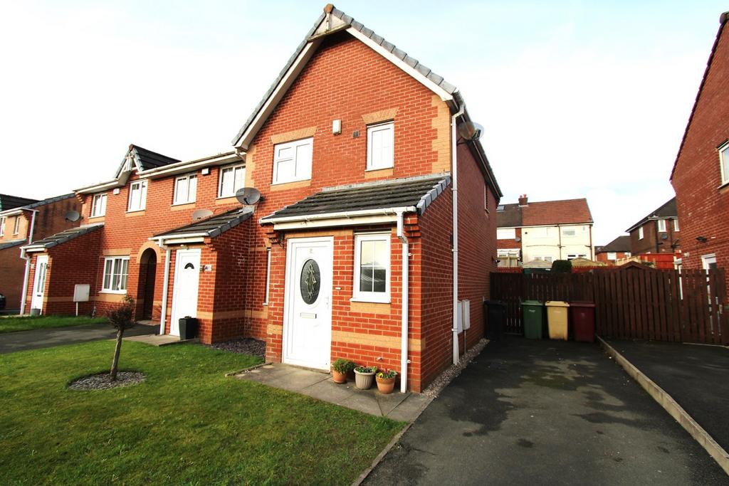 Elterwater Road, Farnworth, Bolton, BL4 3 bed semidetached house for sale £190,000