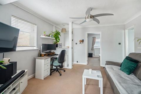 10 Preston Road, Slough, SL2 5LP