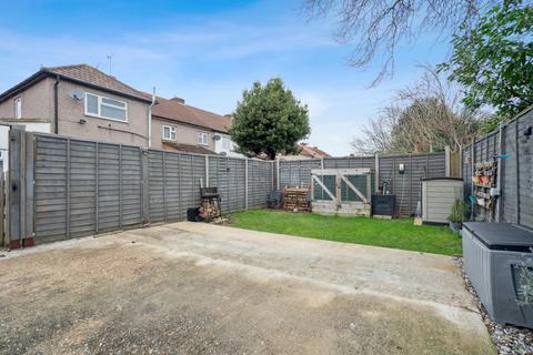 10 Preston Road, Slough, SL2 5LP