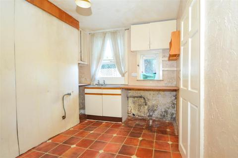 9 Armitage Buildings, Dewsbury, WF12 7JP