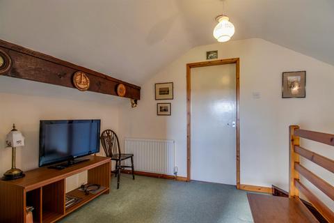 137 Blacker Lane, Netherton, Wakefield, WF4 4EZ
