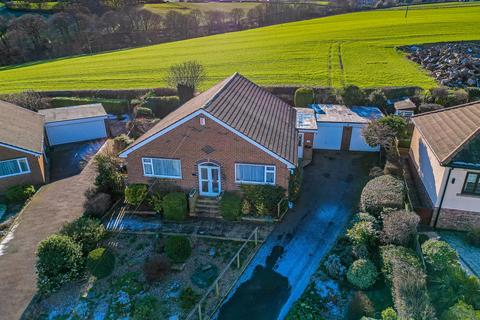 137 Blacker Lane, Netherton, Wakefield, WF4 4EZ