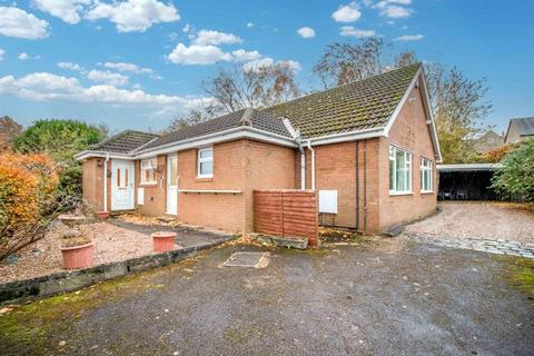 2 bedroom detached bungalow for sale, Thorncliffe Lane, Huddersfield HD8