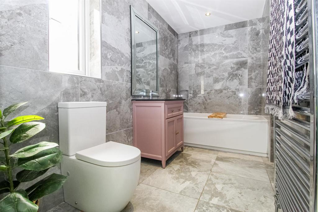 Bathroom/w.c