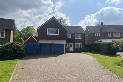 45 Woodfields, Sevenoaks, TN13 2RB