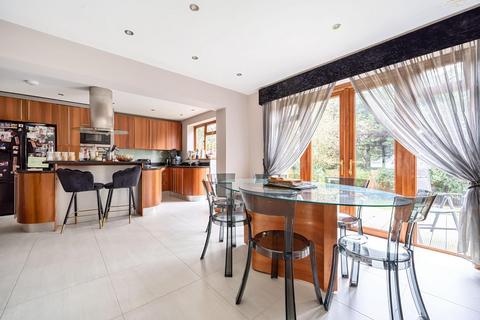 5 bedroom detached house for sale, Austell Gardens, Mill Hill