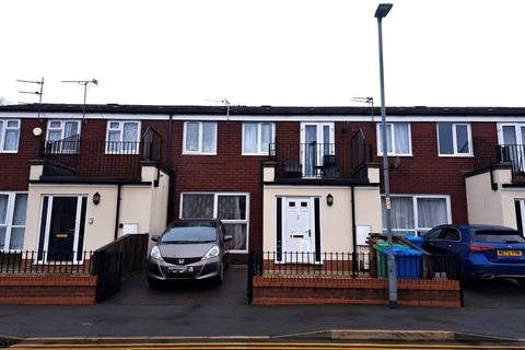 3 bedroom terraced house to rent, Cumbrian Close, Ardwick, Manchester, M13