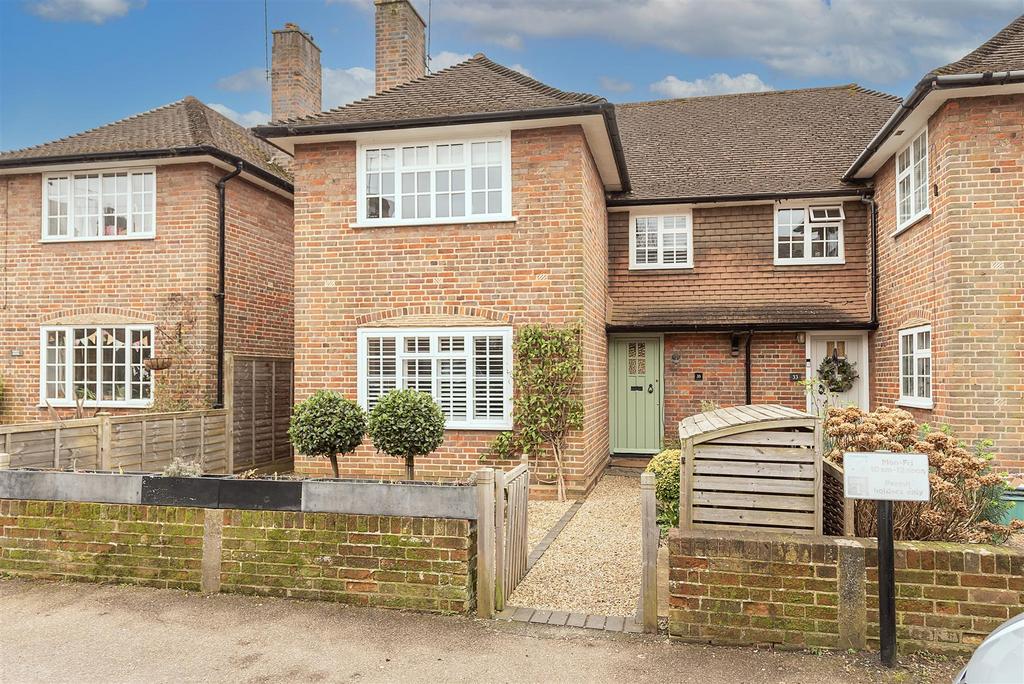 Cowper Road, Harpenden 3 bed semidetached house for sale £950,000