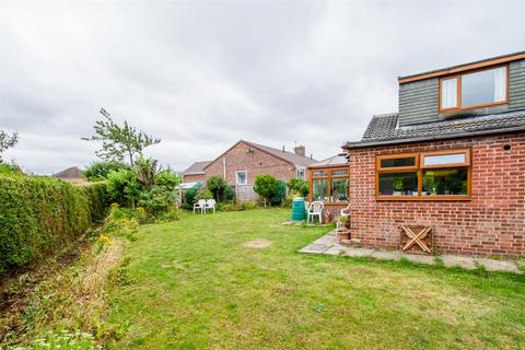 31 The Crescent, Netherton, Wakefield, WF4 4ND