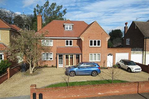5 bedroom detached house for sale, The Drive, Bengeo SG14