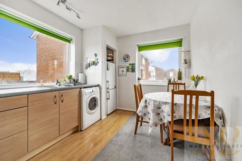 2 bedroom flat for sale - Beach Green, Shoreham-By-Sea