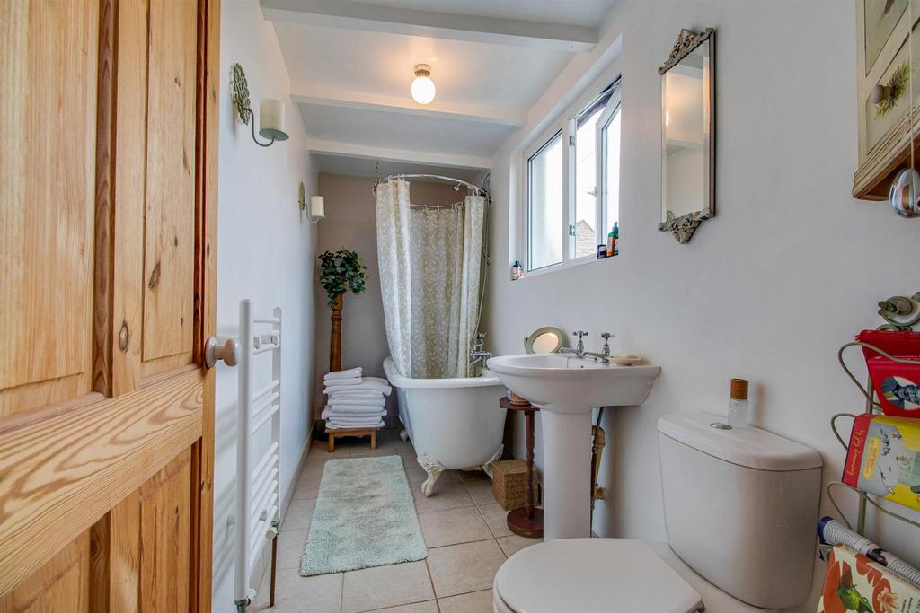 Bathroom/w.c.