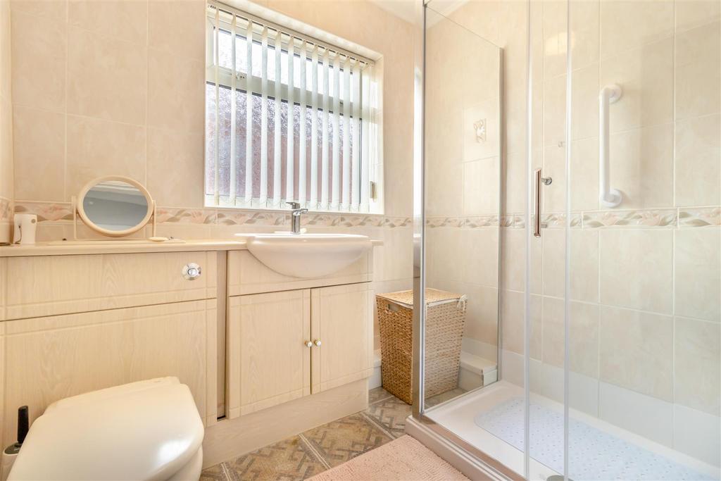 8583779-interior06.jpg