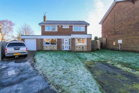 4 bedroom detached house for sale, Wood Mount, Wakefield WF4