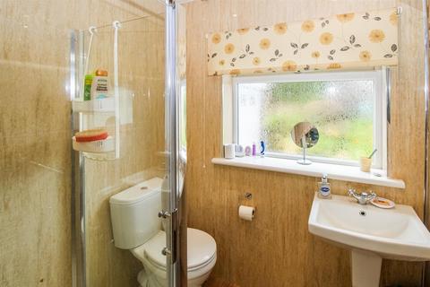 2 Athold Drive, Ossett, WF5 0PX