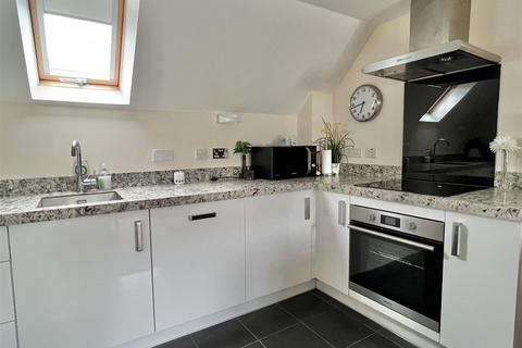 2 bedroom coach house for sale, Kingfisher Close, Seaton EX12