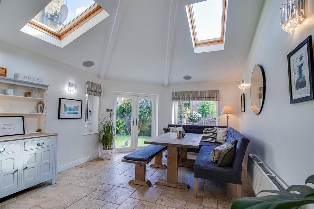 Garden room