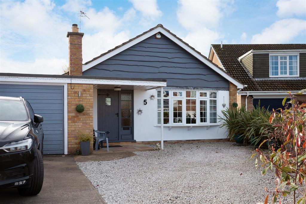 Rowley Court, Earswick, York 3 bed detached bungalow for sale £435,000