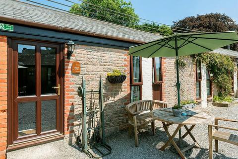 Honeypot Cottage, Berehayes Farm, Whitchurch Canonicorum