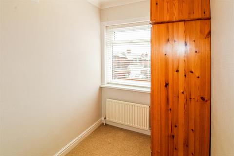 21 Chiltern Road, Dewsbury, WF12 7JZ