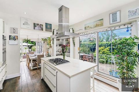 4 bedroom detached house for sale, Church Hill, Loughton, IG10