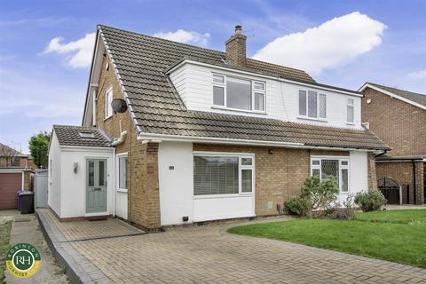 3 bedroom semi-detached house for sale - Cotswold Drive, Sprotbrough, Doncaster