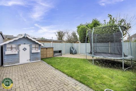 23 Cotswold Drive, Sprotbrough, Doncaster, DN5 7PF