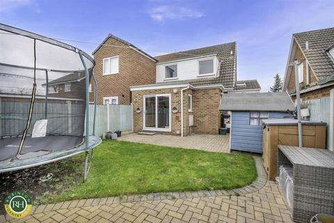 23 Cotswold Drive, Sprotbrough, Doncaster, DN5 7PF