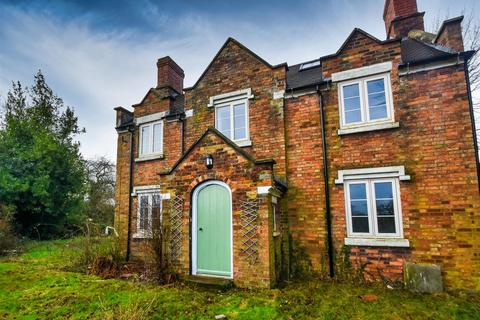 3 bedroom detached house to rent, Reservoir Cottage, Shutt Green, Brewood, Stafford