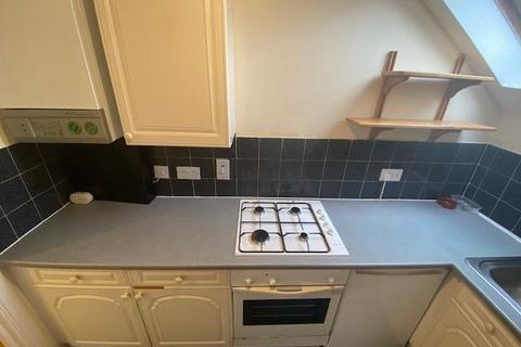 2 bedroom flat to rent, Beech Court, West Didsbury, Manchester