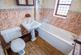 Bathroom/w.c.