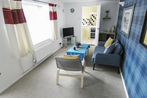 75a Arundel Road, Littlehampton, BN17 7DE