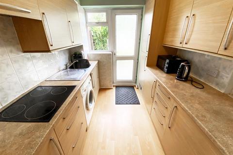40 Beaumont Park, Littlehampton, BN17 6PF