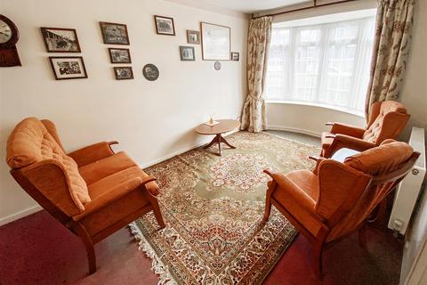 40 Beaumont Park, Littlehampton, BN17 6PF