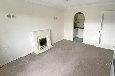 1 bedroom apartment for sale, Station Road, Littlehampton BN16